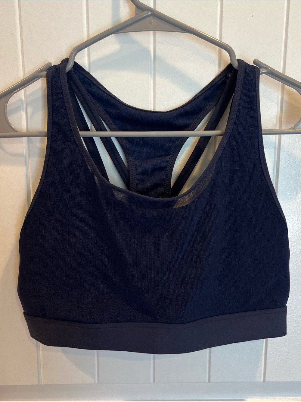 Fabletics Women’s Navy Sports Bra Size M- Comfortable Support Sheer Strappy Gym